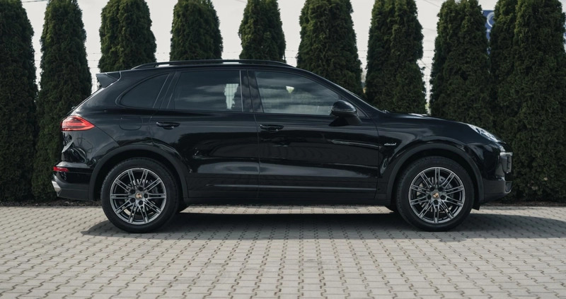 Porsche Cayenne cena 169990 przebieg: 139794, rok produkcji 2015 z Kruszwica małe 781